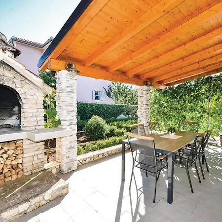 Holiday home Amazing In With Wifi Murter