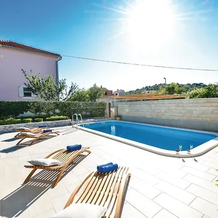 44 With Outdoor Swimmingpool Murter